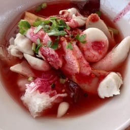 ก๋วยเตี๋ยวโบราณและส้มตำไก่ย่างชัยภูมิ 1