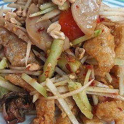 ตำรวม(แตง+มะละกอ+หมูยอ+แคบหมู)