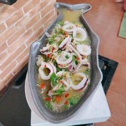 หมึกไข่นึ่งมะนาว