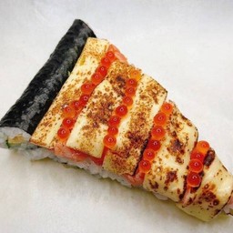 7892.SALMON CHEESE SUSHI PIZZA