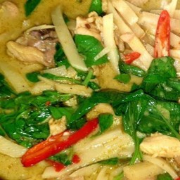 แกงเขียวหวานหน่อไม้