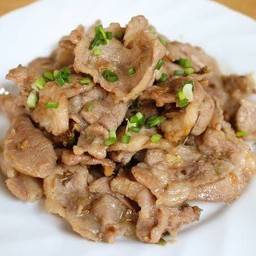 ข้าวหมูน้ำมันหอย