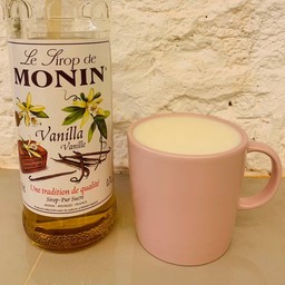 วนิลานมสด (ร้อน)