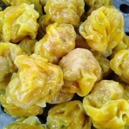 ขนมจีบกลาง