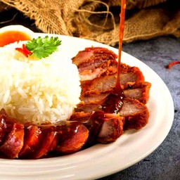 ข้าวหมูแดง สไตล์ไทย-ฮ่องกง