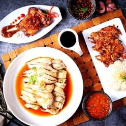 ชุดไก่จัดเต็ม (ไก่สับจานใหญ่ 1 + ข้าวมัน 3)