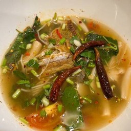 ต้มโคล้งปลากรอบ