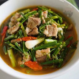 อ่อมหมูอิสาน