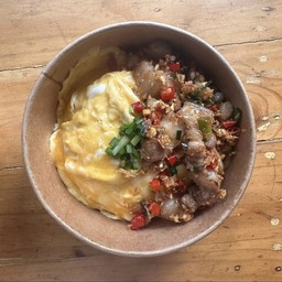 3ชั้นหั่นชิ้นคั่วพริกเกลือไข่ข้น