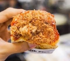 พริกเผาหมูหยอง