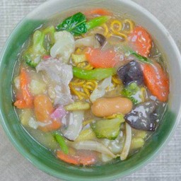 ราดหน้ารวมมิตร