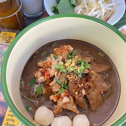 เส้นเล็กรวมหมู