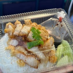 หมูกรอบติดดาว ตลาดศรีนคร