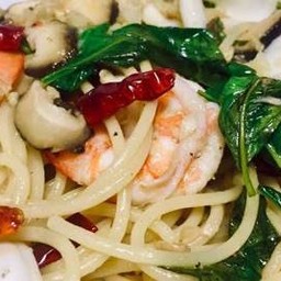 สปาเก็ตตี้กะเพราทะเล