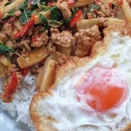 ผัดหน่อไม้หมู