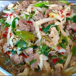 แกงอ่อมเนื้อใส่หน่อไม้ส้ม(หน่อไม้ดองอีสาน)