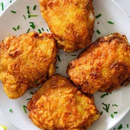 สะโพกไก่ทอด