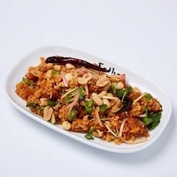 ครัวบุญไทย - ยำข้าวทอด (มังสวิรัติ)