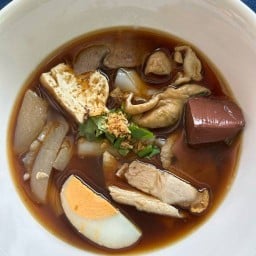 ก๋วยจั๊บ ปั๊กบางกรวย