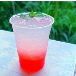 แดง โซดา