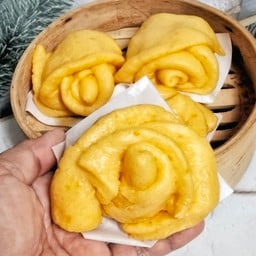 หมั่นโถวมันแครอท เจ