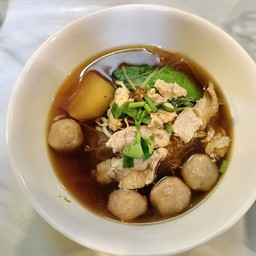 ก๋วยเตี๋ยวเนื้อสด