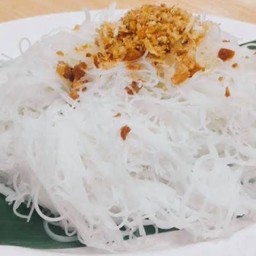 หมี่ลวกกระเทียมเจียว