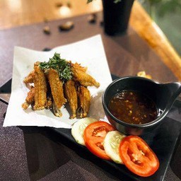 ปีกไก่ทอดเกลือ