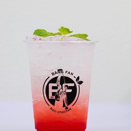 สตอเบอรี่โซดา