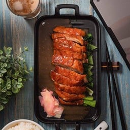 (PRO)เป็ดย่าง จานใหญ่ เลาะเนื้อ แถมบะหมี่เหลือง 2 ก้อน