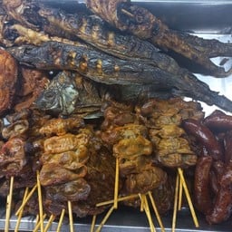 ร้านป้าหลง ไก่ทอด