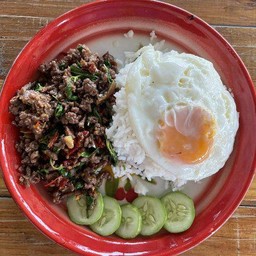 ข้าวกระเพราเนื้อสับ
