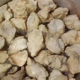 ลูกชิ้น ปลาระเบิด ทอด