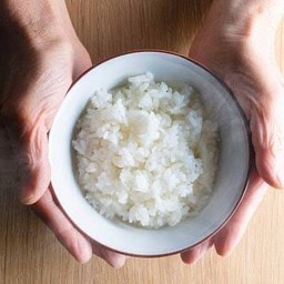 ข้าวญี่ปุ่น (100กรัม)