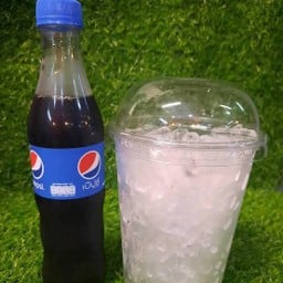 เป๊ปซี่ 340 มล. + น้ำแข็งแก้วโอ่ง