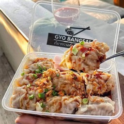 เกี๊ยวทรงเครื่องบางทราย สาขา สกลนคร by ลุง