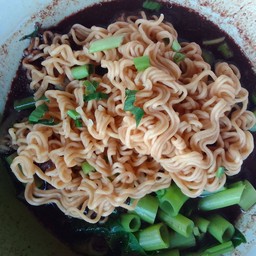 ม่าม่าเนื้อน้ำตก