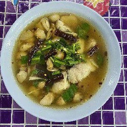 ต้มยำปลาช่อน