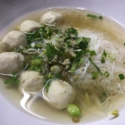 น้ำใสลูกชิ้น