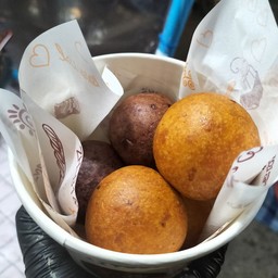 ไข่เต่าชีสยืด ชุดใหญ่ (มี5ลูก)