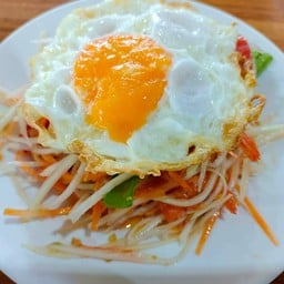 ศูนย์อาหาร วรรณา บี