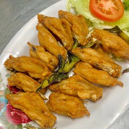 ปีกไก่ทอดเกลือ