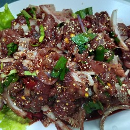 ก้อยเนื้อสดมะนาว
