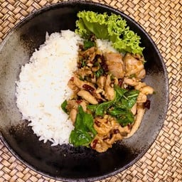 ขัาวกะเพราไก่