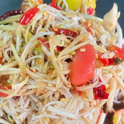 หรอย(ไป)สกล ส้มตำ แกงหน่อไม้ ไก่ย่าง อินทามระ