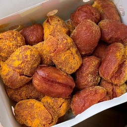 ไส้กรอกแดงในตำนานชีส+ซอสชีสสติ๊ก