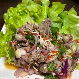 พล่าเนื้อ