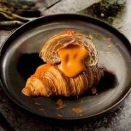 Salted egg croissant
