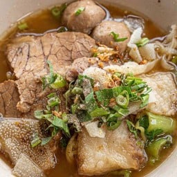 ก๋วยเตี๋ยวเนื้อสด
