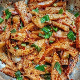 น้ำตกคอหมูย่าง